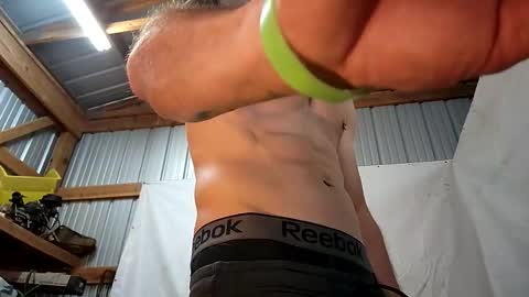 Snapshot of dritylilboy chatting on 04.29.26 Inexperienced catfish online show from 04.29.26
