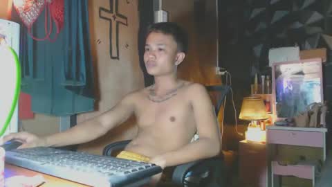 Snapshot of drive_maxxx chatting on 02.12.25 drive_maxxx online show from 02.12.25