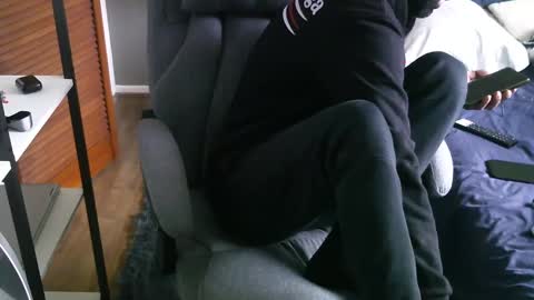 Snapshot of drizzygoat chatting on 12.14.24 indian goat online show from 12.14.24