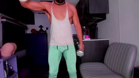 Snapshot of drizzys_room chatting on 12.16.25 DirtyDrizzy online show from 12.16.25