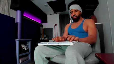 Snapshot of drizzys_room chatting on 02.10.26 DirtyDrizzy online show from 02.10.26