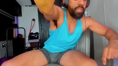 Snapshot of drizzys_room chatting on 02.18.26 DirtyDrizzy online show from 02.18.26