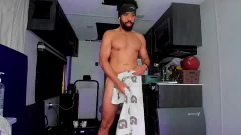 Snapshot of drizzys_room chatting on 02.21.26 DirtyDrizzy online show from 02.21.26