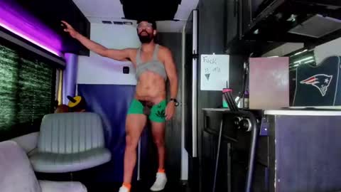 Snapshot of drizzys_room chatting on 02.23.26 DirtyDrizzy online show from 02.23.26