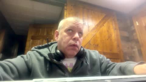 Snapshot of drkone01826 chatting on 12.01.25 drkone01826 online show from 12.01.25