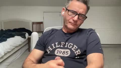 Snapshot of drnickarman chatting on 10.19.25 Nick online show from 10.19.25