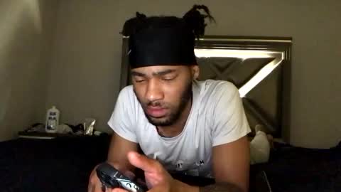 2xTheTrouble online show from 11.08.25