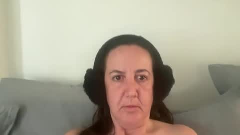 Snapshot of drresa chatting on 04.21.26 Dr. Resa online show from 04.21.26