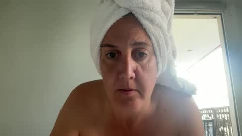 Snapshot of drresa chatting on 04.30.26 Dr. Resa online show from 04.30.26