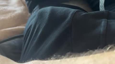 Snapshot of drw98 chatting on 10.17.25 drw98 online show from 10.17.25