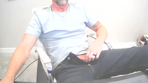 Snapshot of ds0574 chatting on 12.30.24 D Ship online show from 12.30.24