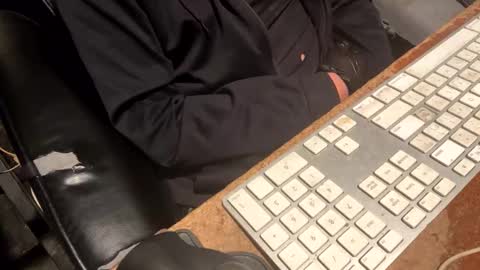 Snapshot of dschlik2 chatting on 01.04.25 dschlik2 online show from 01.04.25