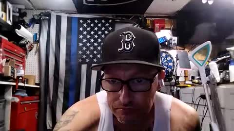 Snapshot of dsmock chatting on 11.16.25 dsmock online show from 11.16.25