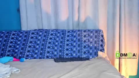 duamilktits online show from 03.12.26