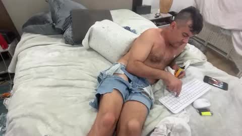 Snapshot of dudebrocuz69 chatting on 02.02.26 Dude online show from 02.02.26