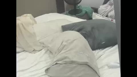 Snapshot of dudebrocuz69 chatting on 02.28.26 Dude online show from 02.28.26