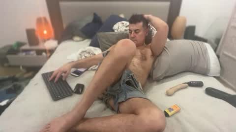 Snapshot of dudecuzbeo chatting on 08.04.26 dudecuzbeo online show from 08.04.26