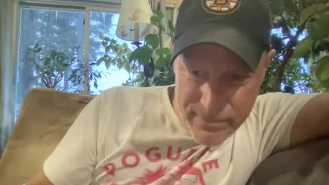 Snapshot of dudeinnh chatting on 02.02.25 Steve online show from 02.02.25