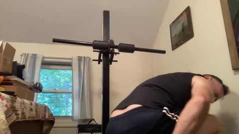 Snapshot of dudeinnh chatting on 09.11.25 Steve online show from 09.11.25