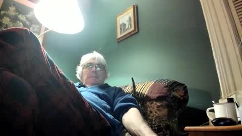 Snapshot of dug38 chatting on 04.18.26 Doug online show from 04.18.26