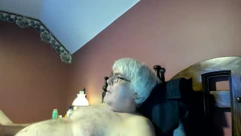 Snapshot of dug38 chatting on 05.20.26 Doug online show from 05.20.26