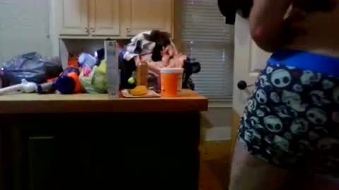 Snapshot of duke_lordly chatting on 11.17.25 duke_lordly online show from 11.17.25