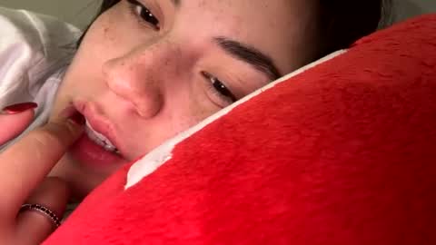 Snapshot of dulce2922 chatting on 12.27.24 dulce2922 online show from 12.27.24