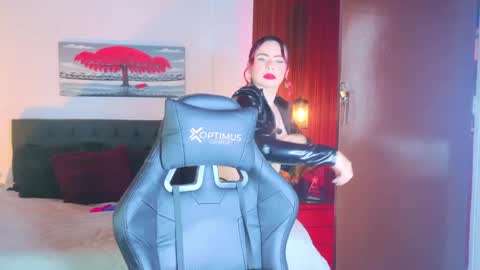 Snapshot of dulce_charlottee chatting on 05.30.26 DULCE online show from 05.30.26
