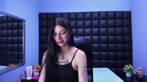Snapshot of dulce_miiaa chatting on 04.18.26 dulce_miiaa online show from 04.18.26