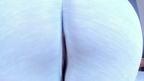 Snapshot of dulceaurora_ chatting on 05.29.26 DULCE AURORA online show from 05.29.26