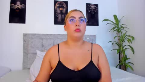 dulceedens_1 online show from 02.23.25