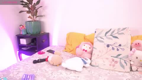 Snapshot of dulceginebra chatting on 10.02.25 Mila Girl Angel Boy online show from 10.02.25