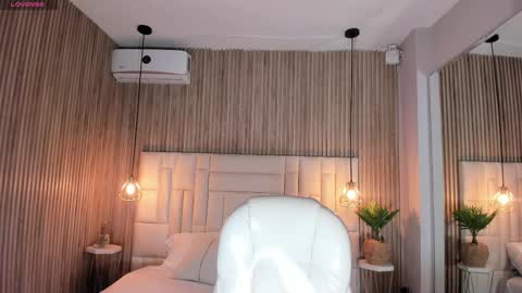 Snapshot of dulcegreem chatting on 11.27.25 Dulce online show from 11.27.25