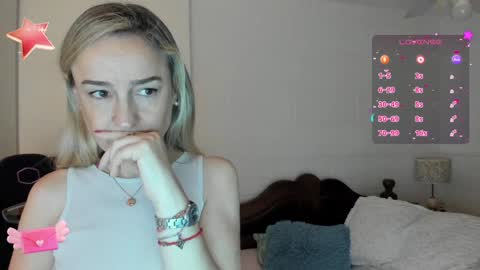 Snapshot of dulcejulia chatting on 01.19.25 Sweetnina online show from 01.19.25