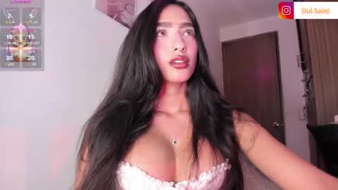 Snapshot of dulcesaint chatting on 07.23.26 Dulce Saint online show from 07.23.26