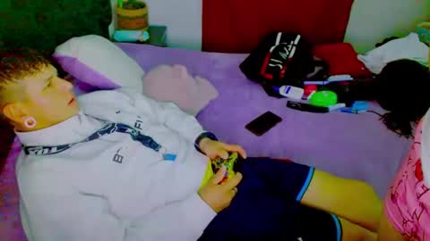 Juliana and online show from 10.25.25