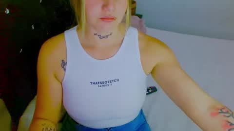 Juliana and online show from 11.02.25