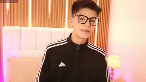 Dulcey online show from 03.25.26