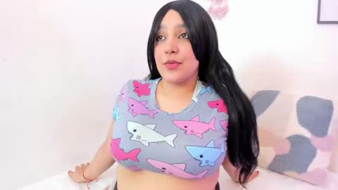 Snapshot of dullce77 chatting on 10.09.25 Dulce online show from 10.09.25