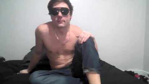 Snapshot of dumbfithungdildoboy chatting on 02.25.25 dumbfithungdildoboy online show from 02.25.25