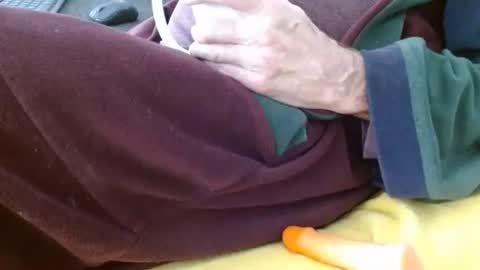 Snapshot of dunany101 chatting on 12.22.25 dunany101 online show from 12.22.25