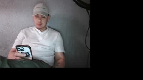 Snapshot of duocaliente310037 chatting on 03.08.26 duocaliente310037 online show from 03.08.26