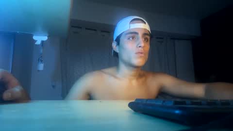 Tobias online show from 12.10.24