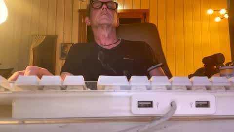 Snapshot of durakbrina chatting on 01.25.25 Durakbrina online show from 01.25.25