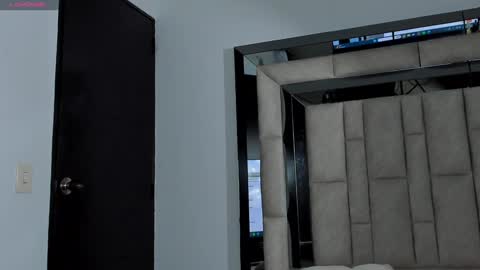 duran_dhikol1 online show from 12.14.24