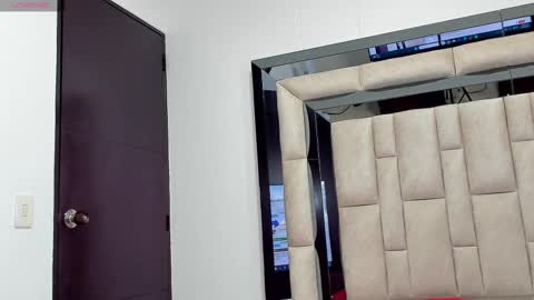 duran_dhikol1 online show from 02.14.25