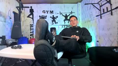 Snapshot of dustin_sonne chatting on 06.12.26 Dustin Sonne online show from 06.12.26