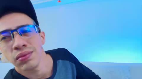 Snapshot of dustindollin_ chatting on 03.24.26 Dustin Dollin online show from 03.24.26