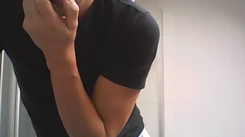 Snapshot of dutchtommy28 chatting on 01.13.26 Tommy online show from 01.13.26