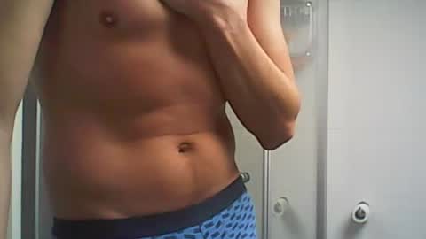 Snapshot of dutchtommy28 chatting on 02.06.26 Tommy online show from 02.06.26